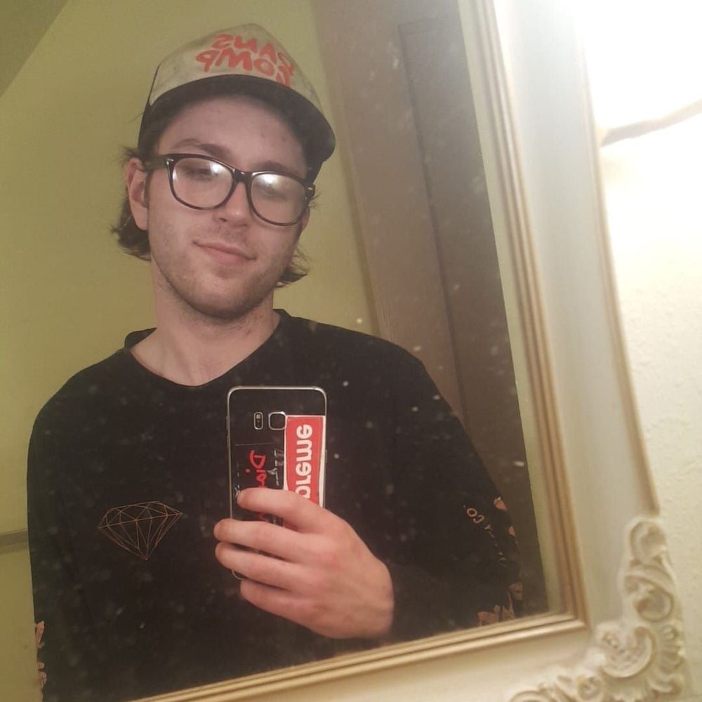 Meet your Posher, Dylan